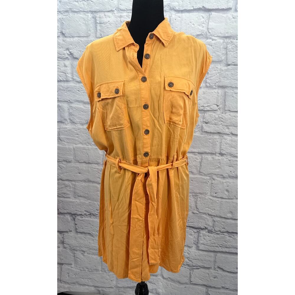Alexander Jordan Gold Sleeveless Button up Dress Large